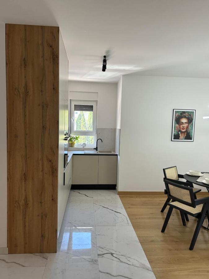 Apartment Marta Orebić Exterior foto